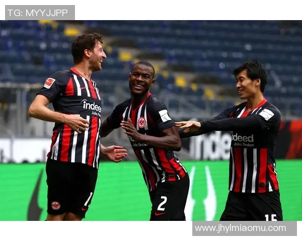 法兰克福与不莱梅对决数据分析揭示双方实力差距与战术特点 法兰克福与不莱梅对决数据分析揭示双方实力差距与战术特点